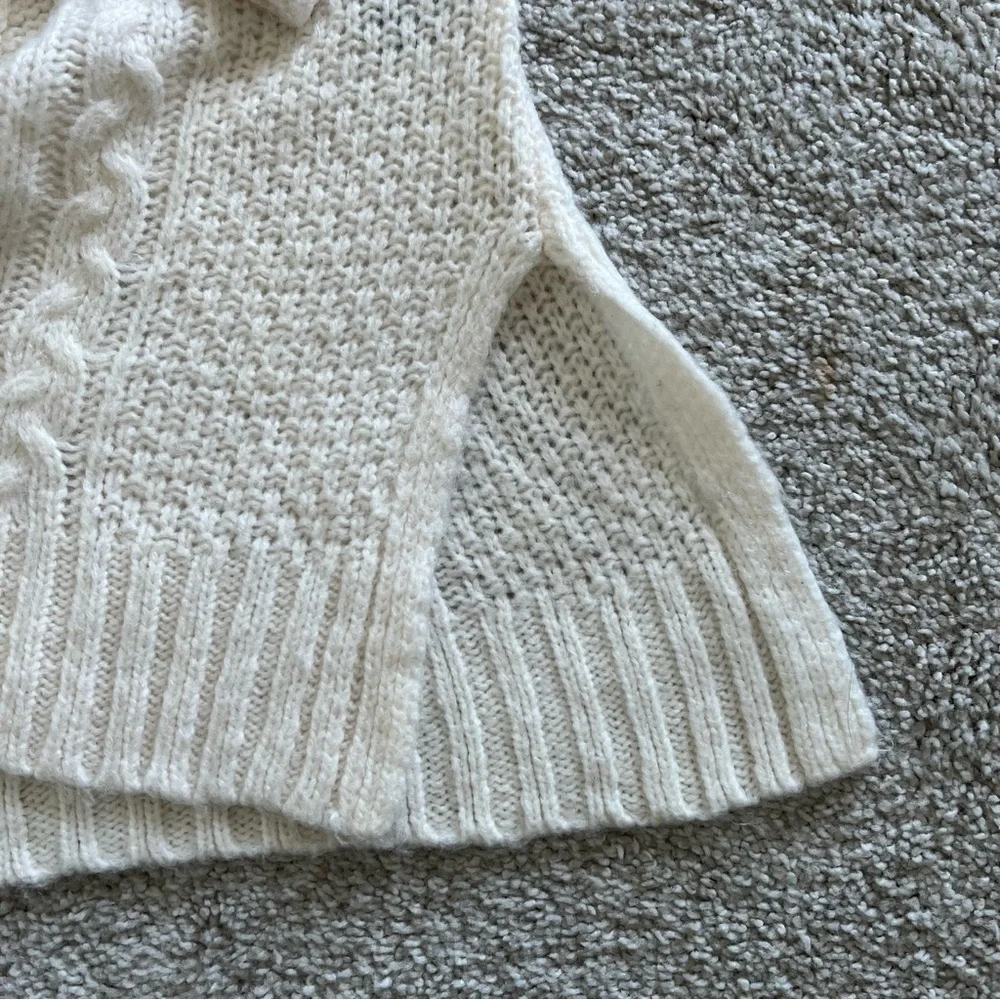 Aerie Wool Blend Turtleneck - Picture 4 of 9